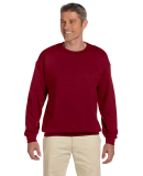 18000 Gildan 7.75 oz. Heavy Blend 50/50 Fleece Cre in Garnet