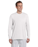 42400 Gildan Adult Core Performance Long-Sleeve T- in White