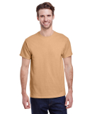 Gildan 5000 G500 Heavy Weight Cotton T-Shirt in Old gold