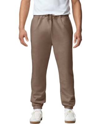 Gildan SF100 Unisex Softstyle® Midweight Pocket S in Brown savana