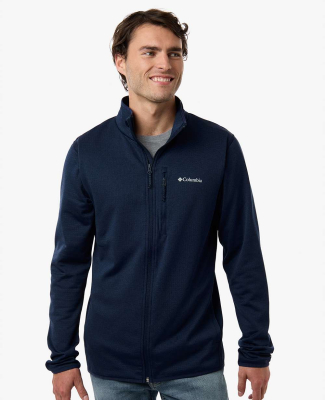 Columbia Sportswear 213684 Men's Essential Hike™ in Collegiate navy