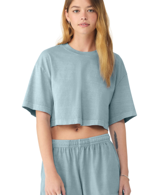 Bella + Canvas 6882GD Women's Garment-Dyed Cropped in Light washed denim